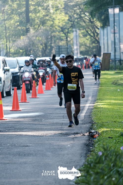 Race photo from Taman Budaya x BOGORUN 2025