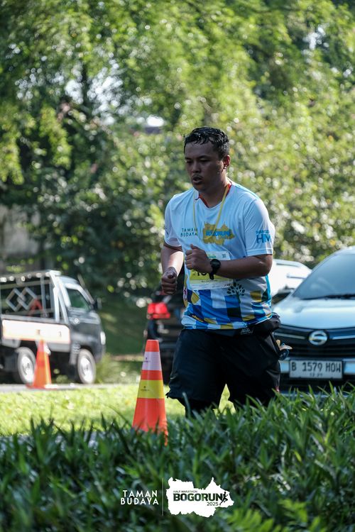 Race photo from Taman Budaya x BOGORUN 2025