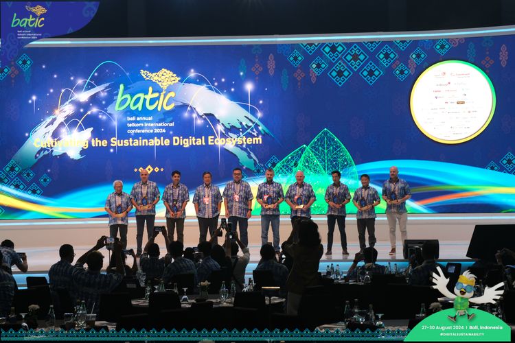 Race photo from Telin Batic 2024 Photo Search