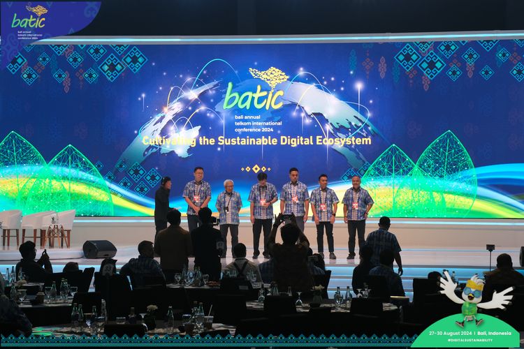 Race photo from Telin Batic 2024 Photo Search