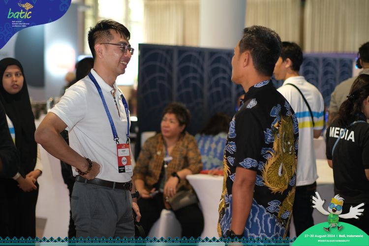 Race photo from Telin Batic 2024 Photo Search