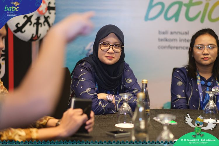 Race photo from Telin Batic 2024 Photo Search