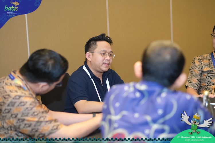 Race photo from Telin Batic 2024 Photo Search