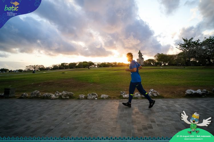 Race photo from Telin Batic 2024 Photo Search