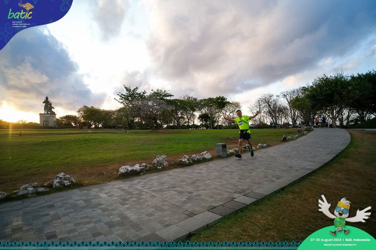 Race photo from Telin Batic 2024 Photo Search