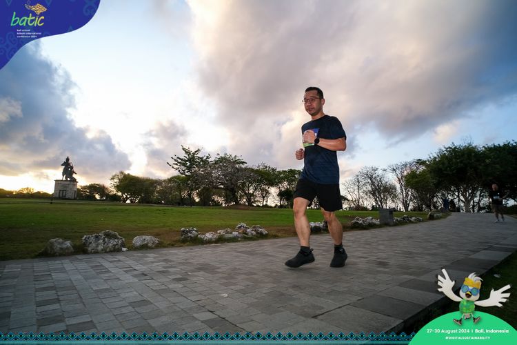 Race photo from Telin Batic 2024 Photo Search