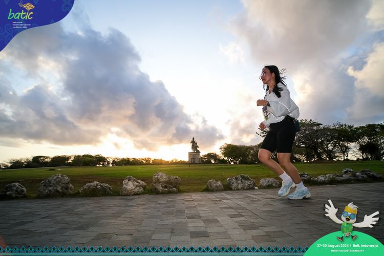 Race photo from Telin Batic 2024 Photo Search