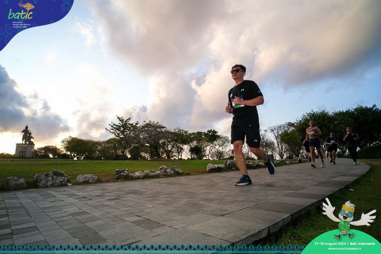 Race photo from Telin Batic 2024 Photo Search