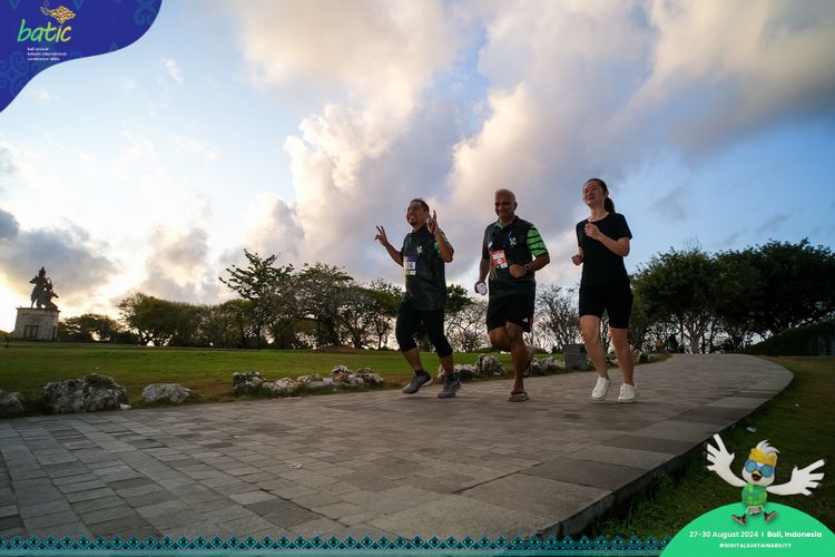 Race photo from Telin Batic 2024 Photo Search