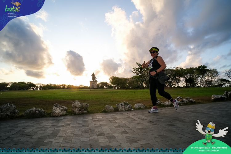 Race photo from Telin Batic 2024 Photo Search