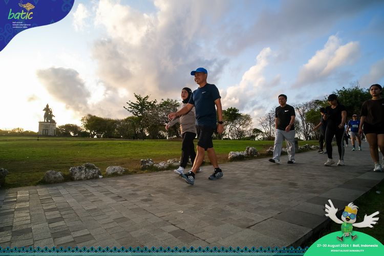 Race photo from Telin Batic 2024 Photo Search