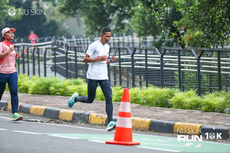 Race photo from Nu Skin Run 10K