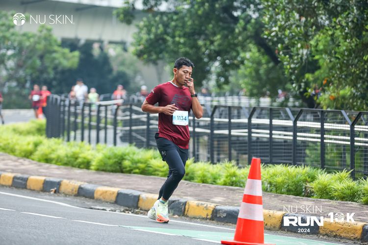 Race photo from Nu Skin Run 10K