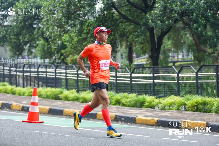 Race photo from Nu Skin Run 10K