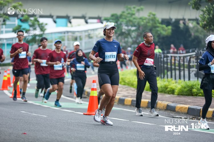 Race photo from Nu Skin Run 10K