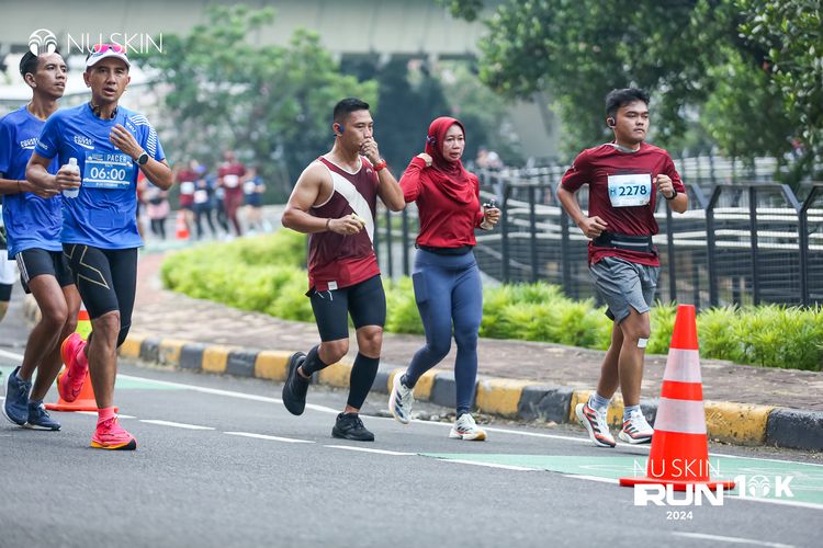 Race photo from Nu Skin Run 10K