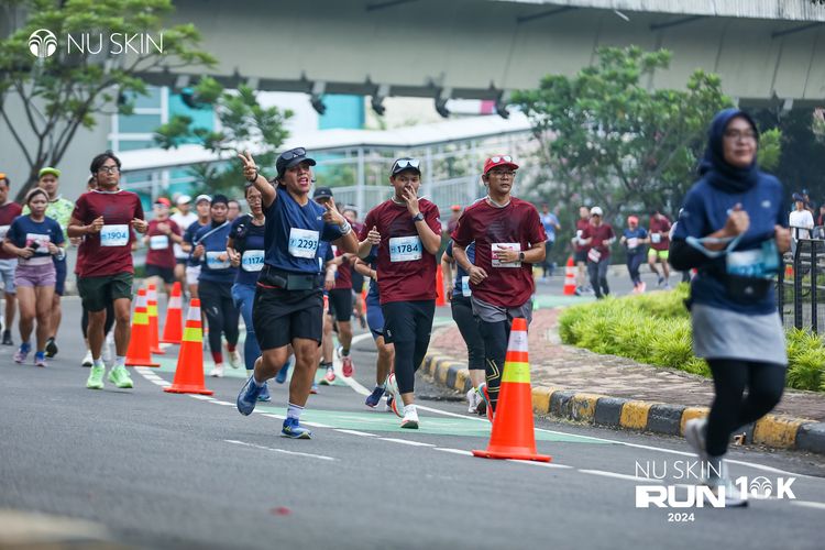 Race photo from Nu Skin Run 10K
