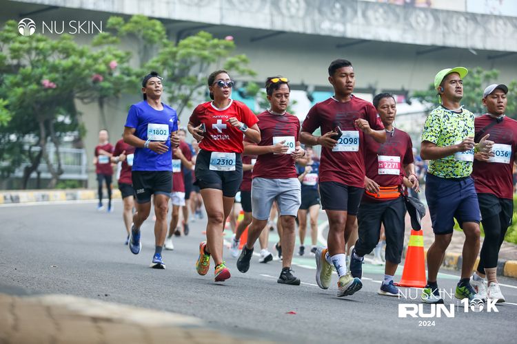 Race photo from Nu Skin Run 10K