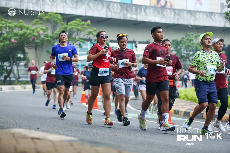 Race photo from Nu Skin Run 10K