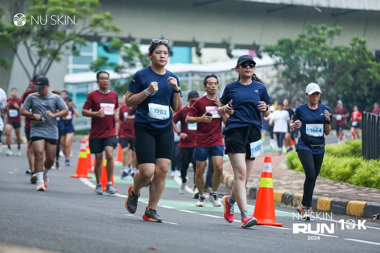 Race photo from Nu Skin Run 10K