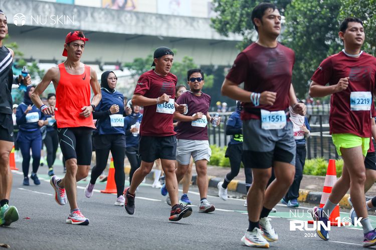Race photo from Nu Skin Run 10K