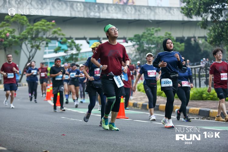 Race photo from Nu Skin Run 10K