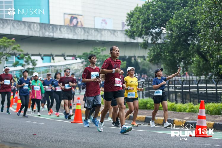 Race photo from Nu Skin Run 10K