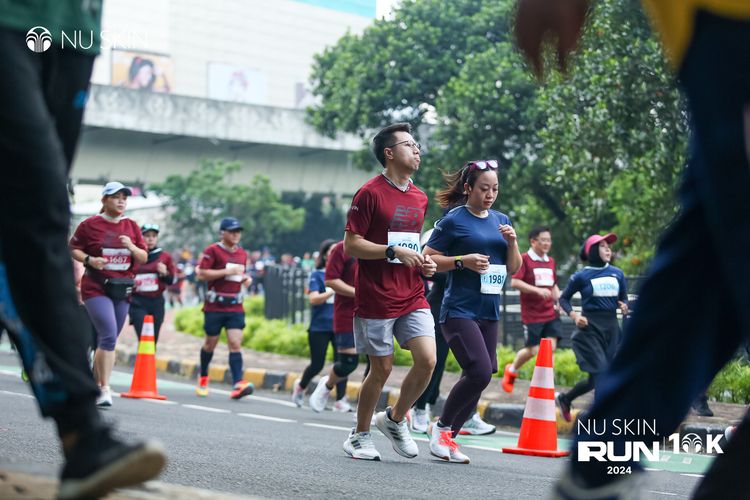 Race photo from Nu Skin Run 10K