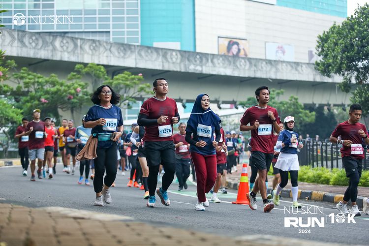 Race photo from Nu Skin Run 10K