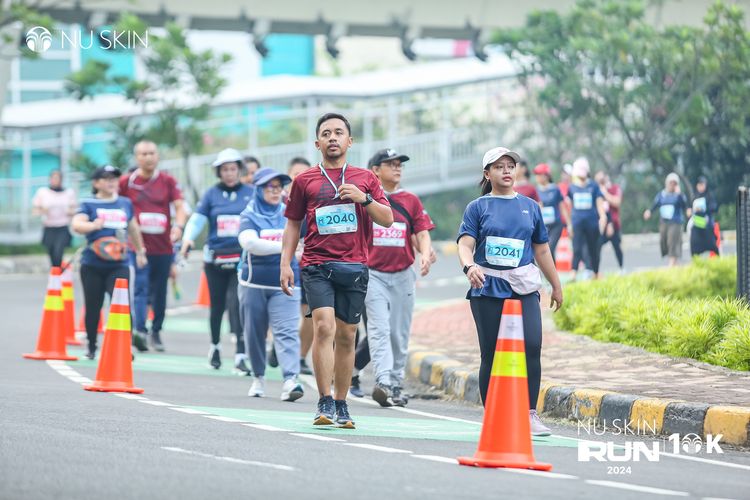Race photo from Nu Skin Run 10K