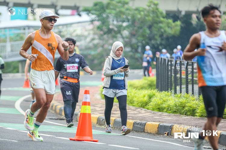 Race photo from Nu Skin Run 10K