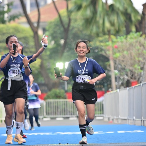 Race photo from KEMLU RUN 2026