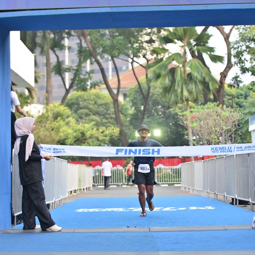Race photo from KEMLU RUN 2026