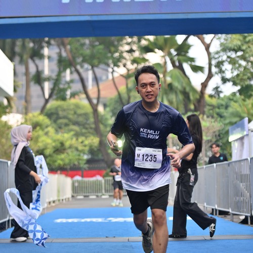 Race photo from KEMLU RUN 2026