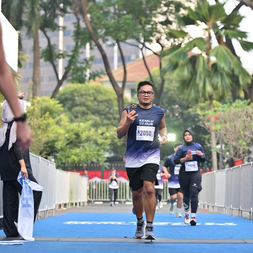 Race photo from KEMLU RUN 2026