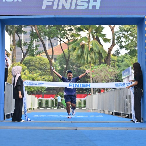 Race photo from KEMLU RUN 2026