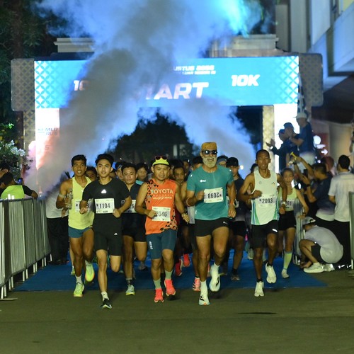 Race photo from KEMLU RUN 2026