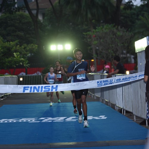 Race photo from KEMLU RUN 2026