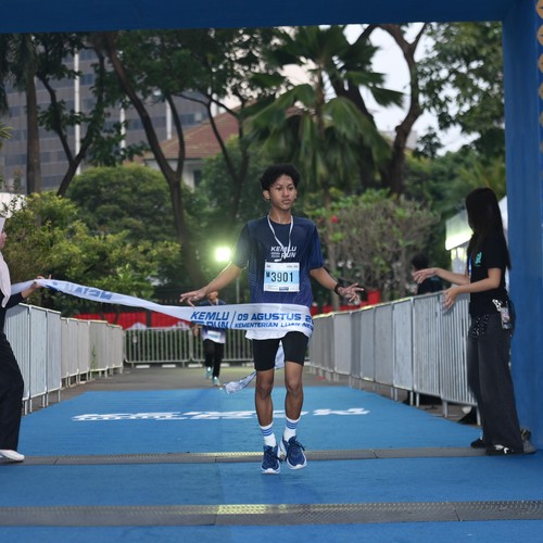 Race photo from KEMLU RUN 2026