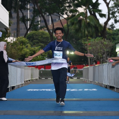 Race photo from KEMLU RUN 2026