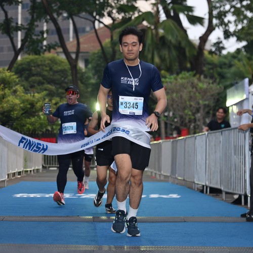 Race photo from KEMLU RUN 2026
