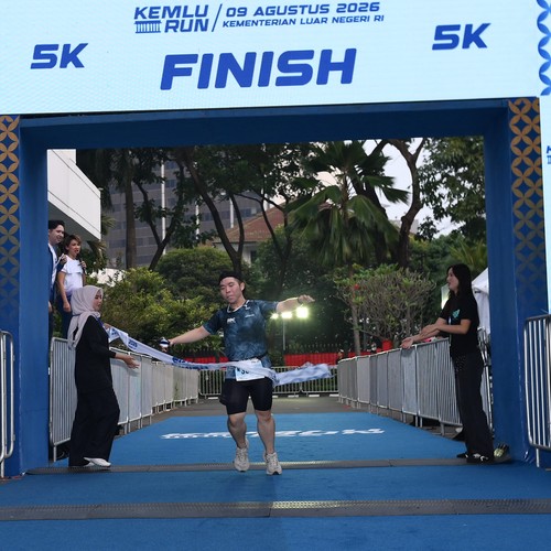 Race photo from KEMLU RUN 2026