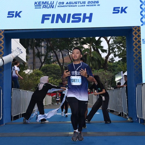 Race photo from KEMLU RUN 2026