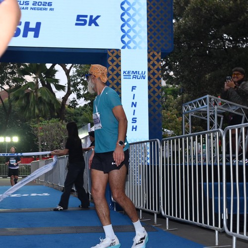 Race photo from KEMLU RUN 2026