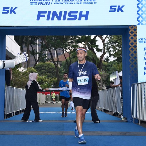 Race photo from KEMLU RUN 2026