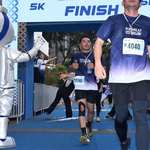 Race photo from KEMLU RUN 2026