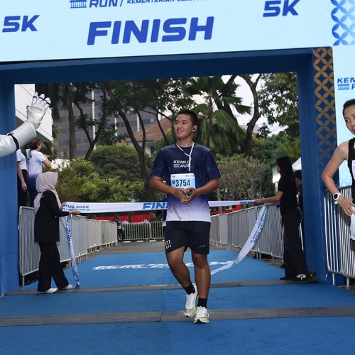 Race photo from KEMLU RUN 2026