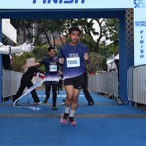 Race photo from KEMLU RUN 2026