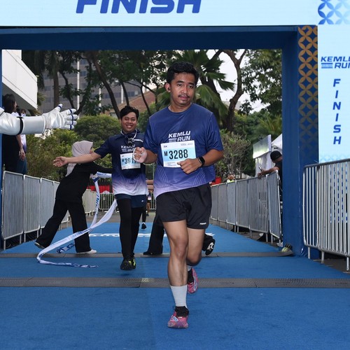 Race photo from KEMLU RUN 2026