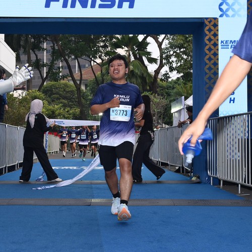 Race photo from KEMLU RUN 2026
